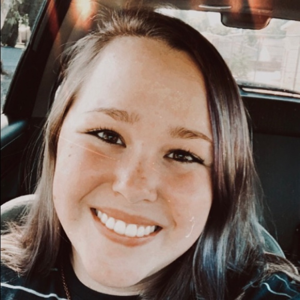 Meet your Posher, Katelyn